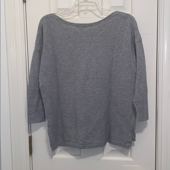 Old Navy long sleeve ribbed t shirt - Picture 2 of 3